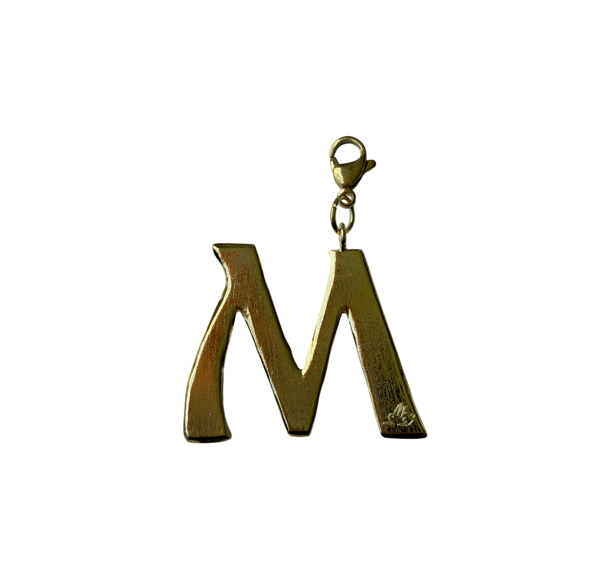Charm Letra M Dorada – Baño de Oro 24K de RONNIKA